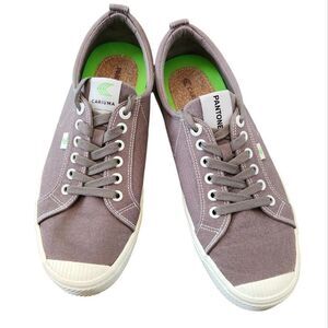 Cariuma OCA Low Sneakers Grey Unisex Men’s 10.5 / Women’s 12 Organic Cotton